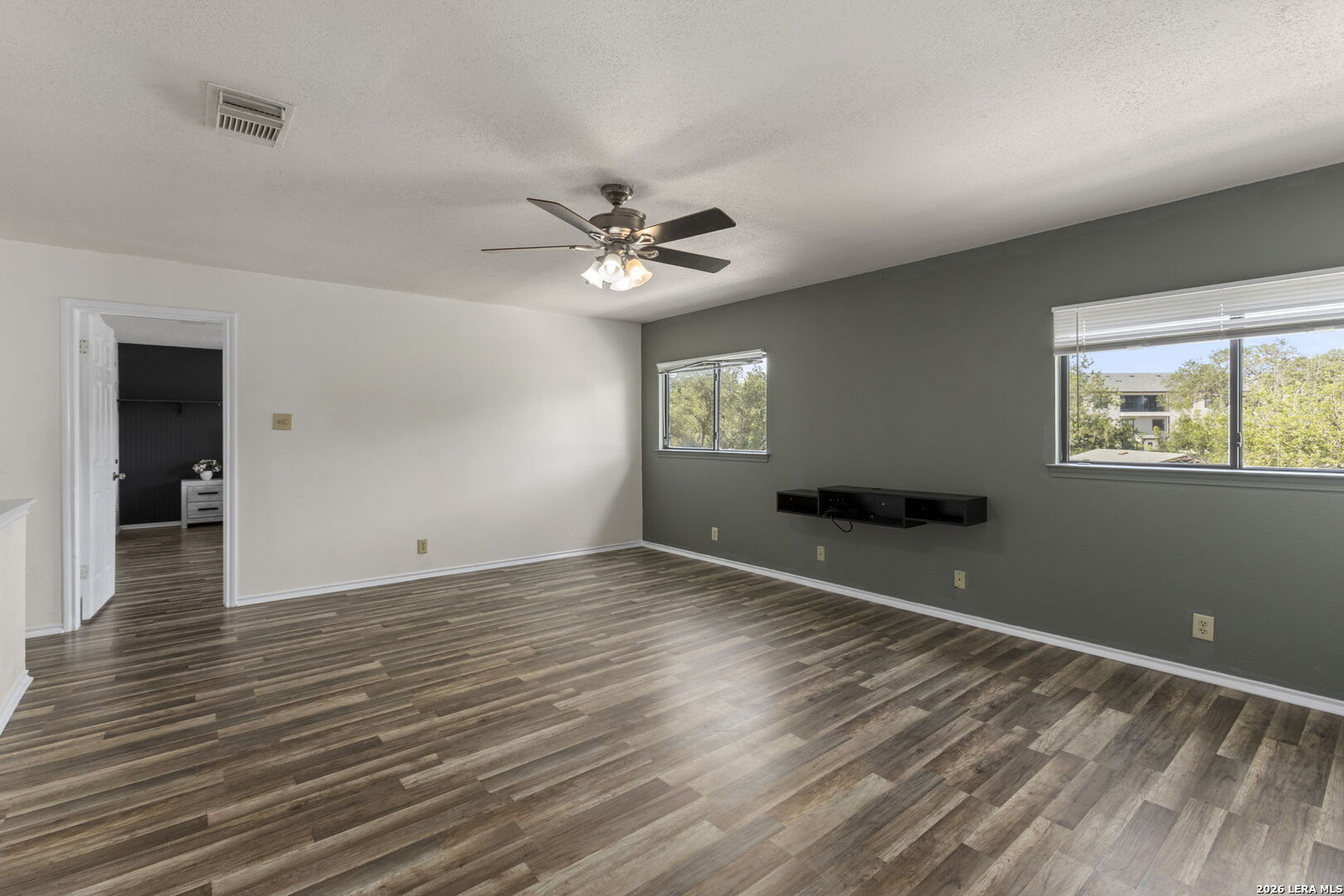 12530 Redrock Oak