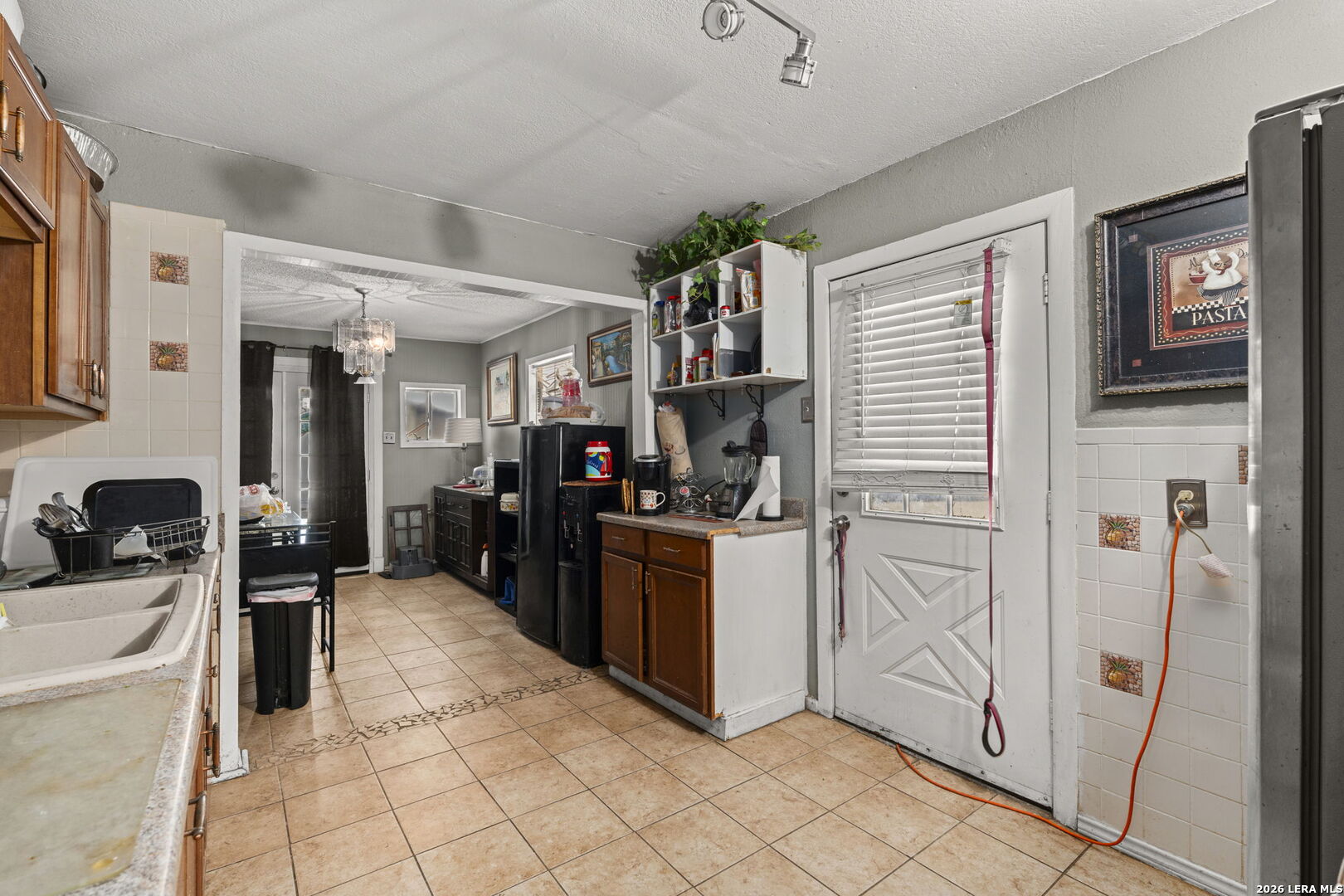 1226 Division Ave
