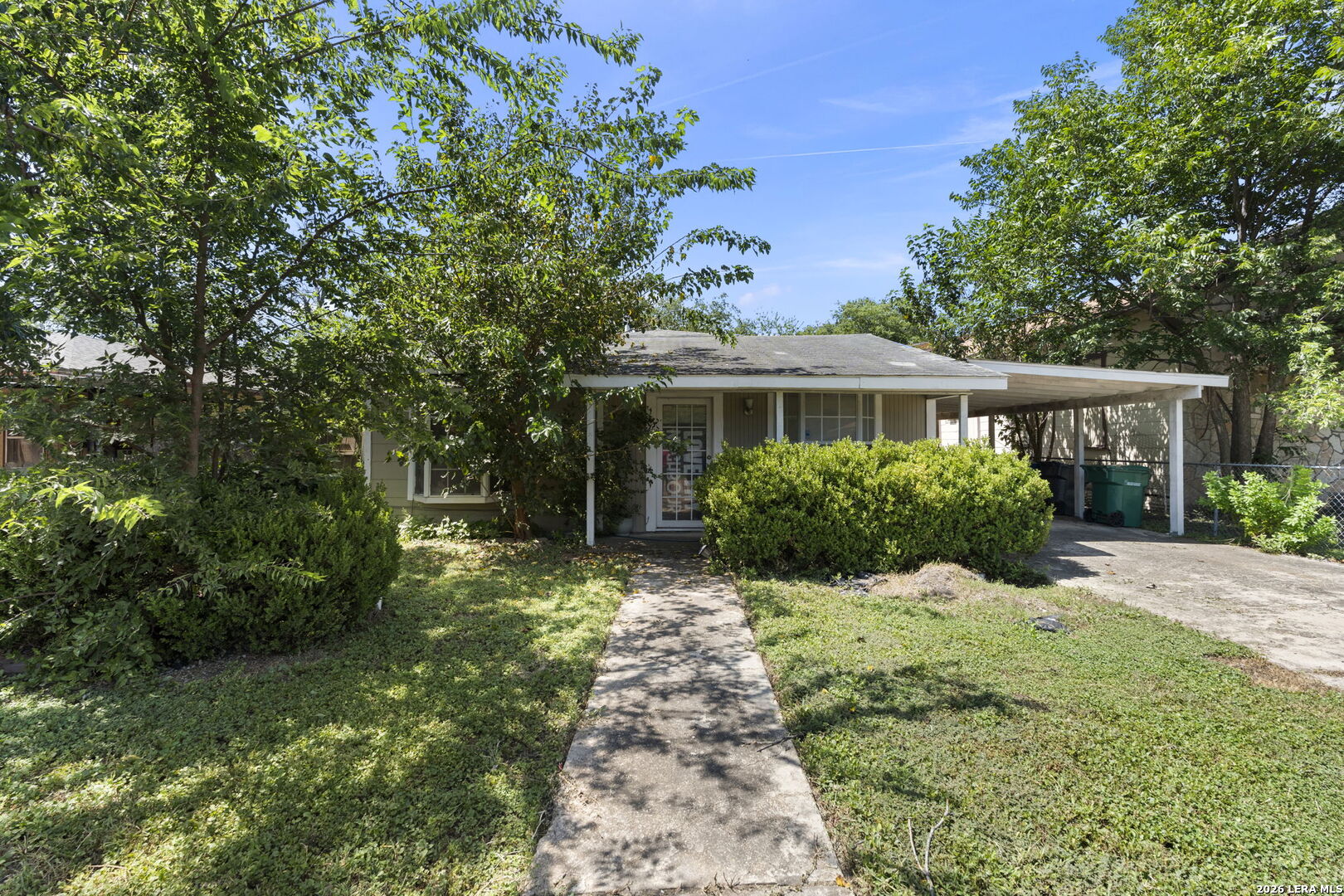 1226 Division Ave