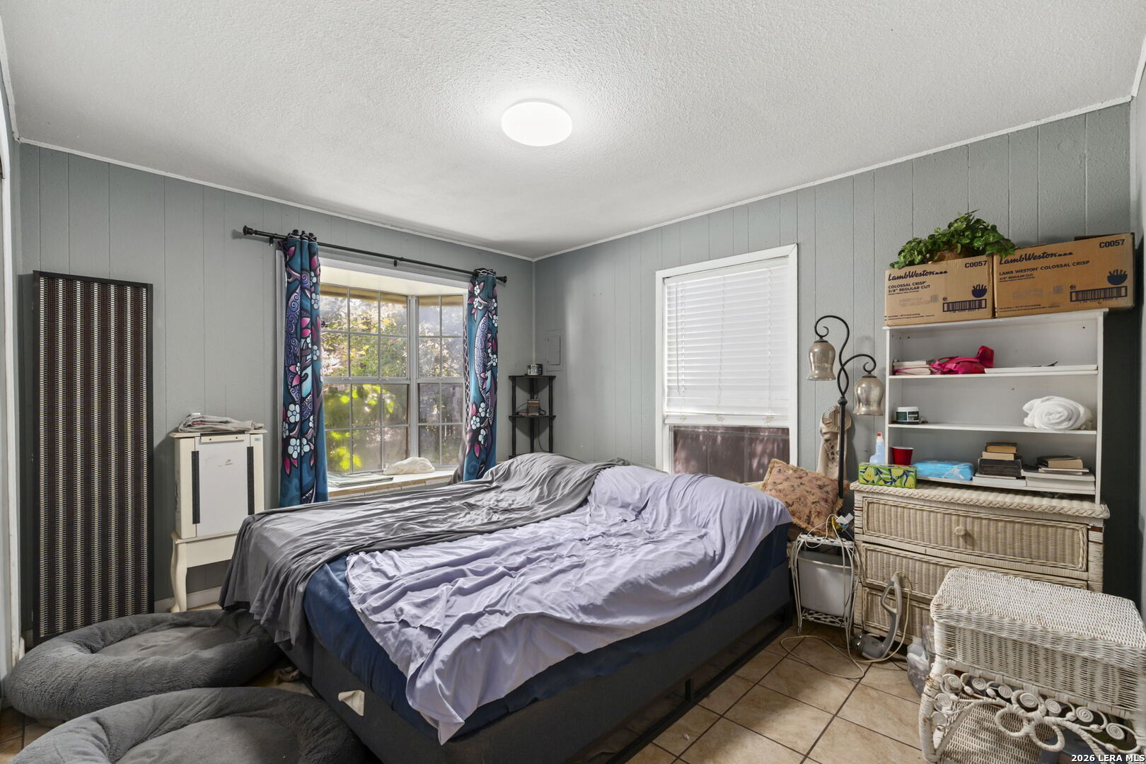 1226 Division Ave