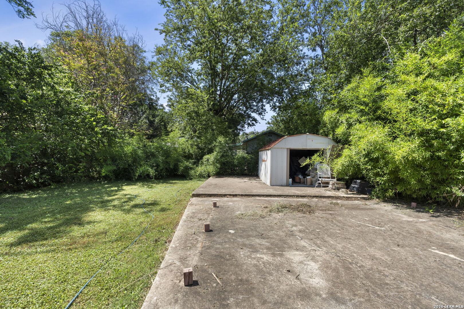 1226 Division Ave