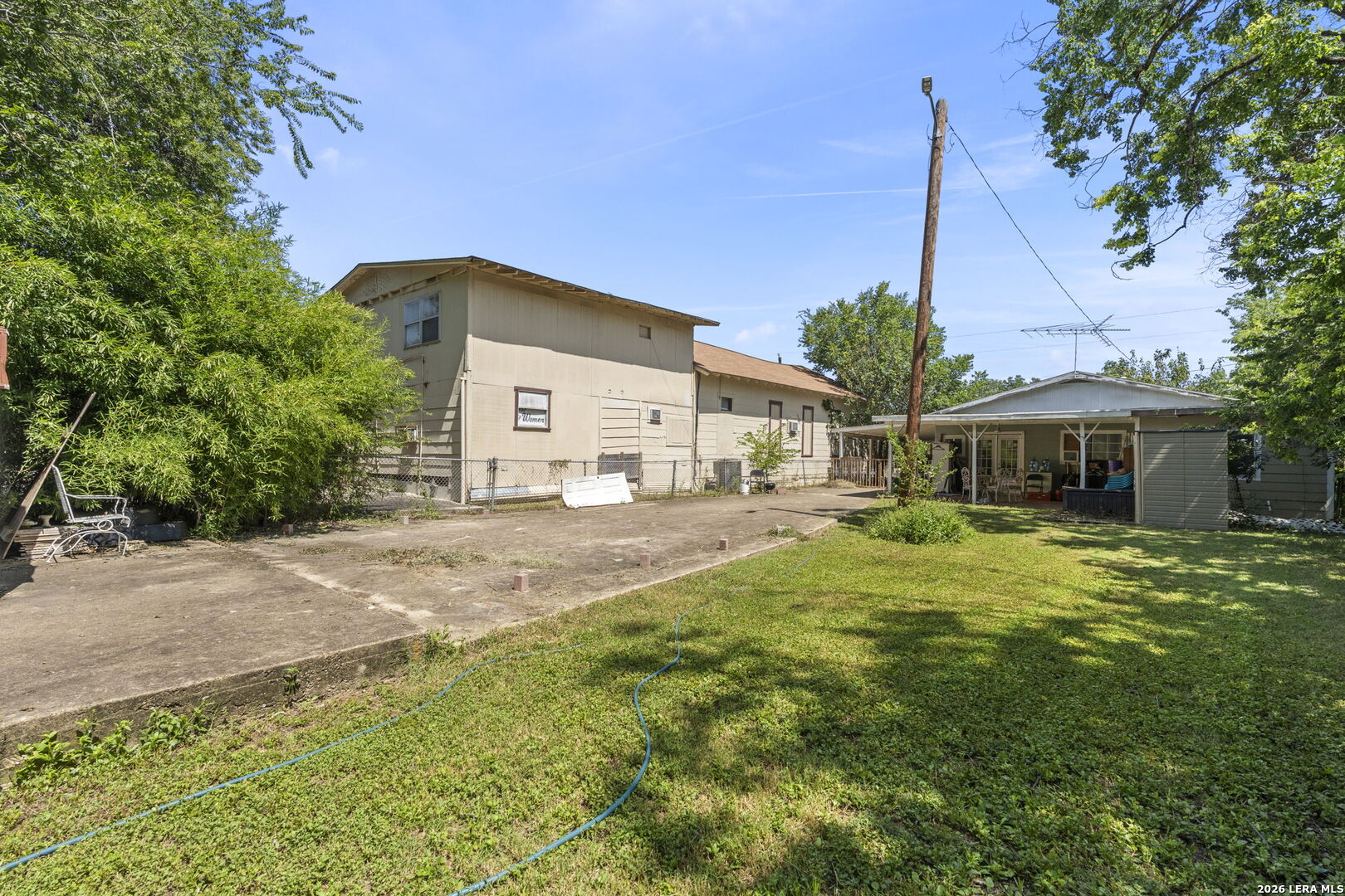 1226 Division Ave