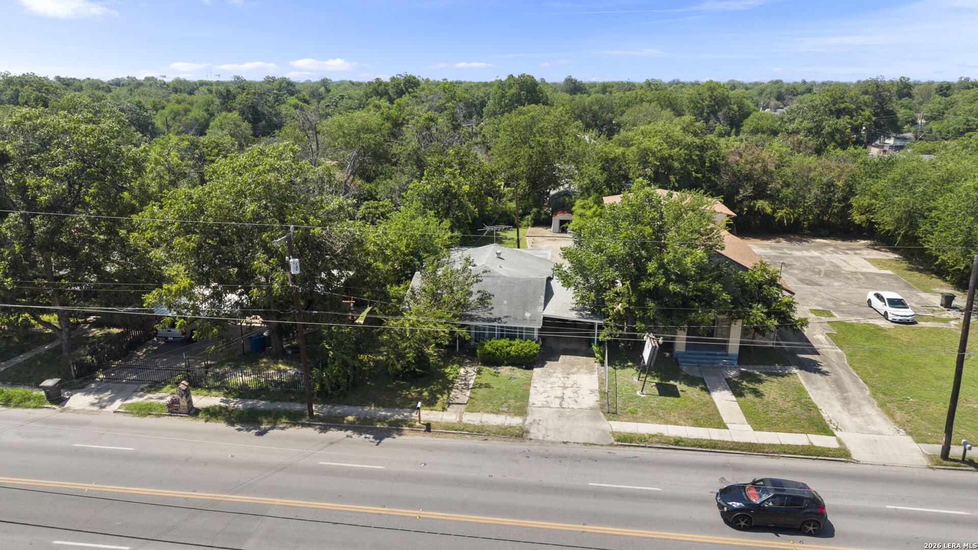 1226 Division Ave