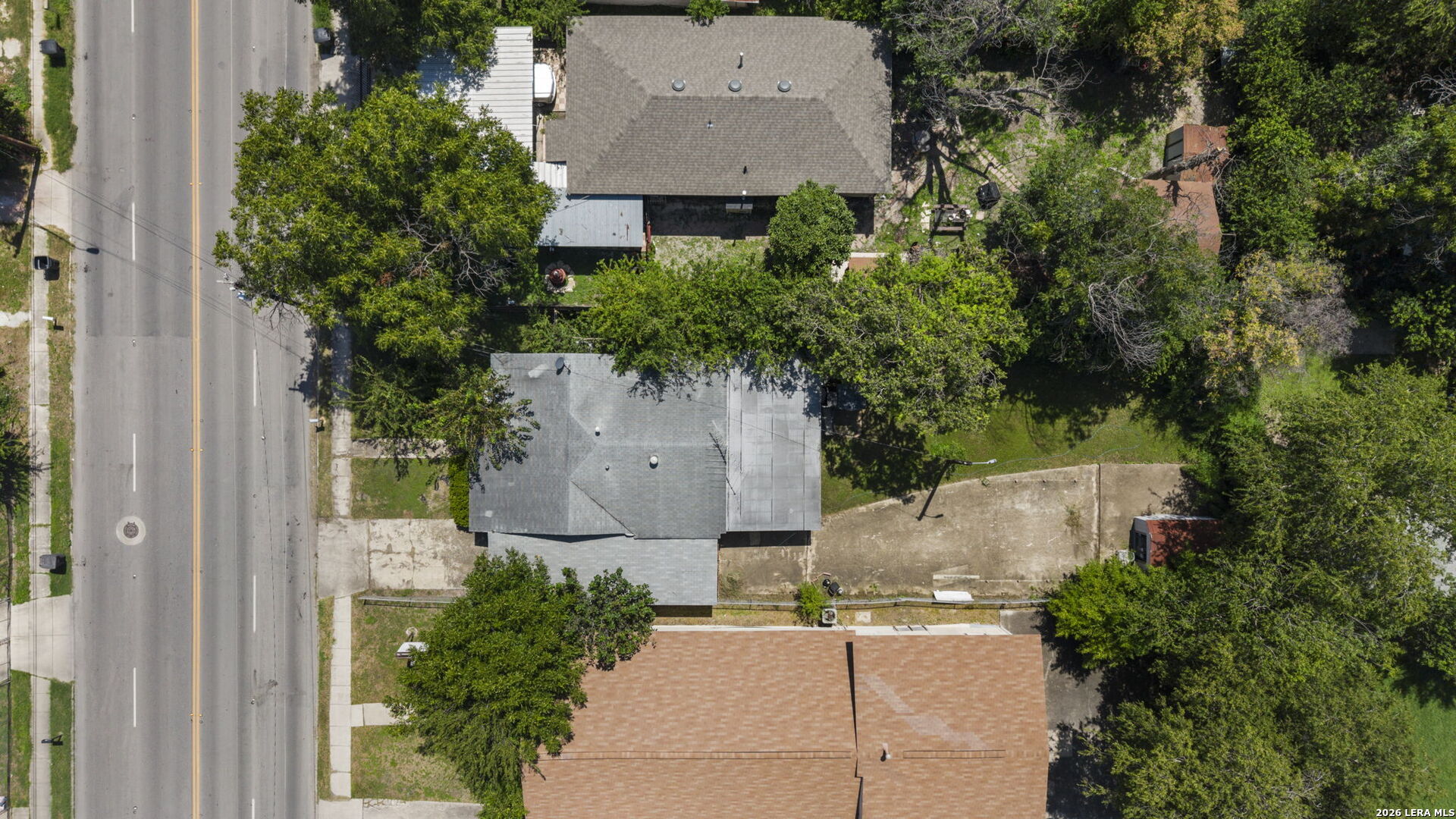 1226 Division Ave