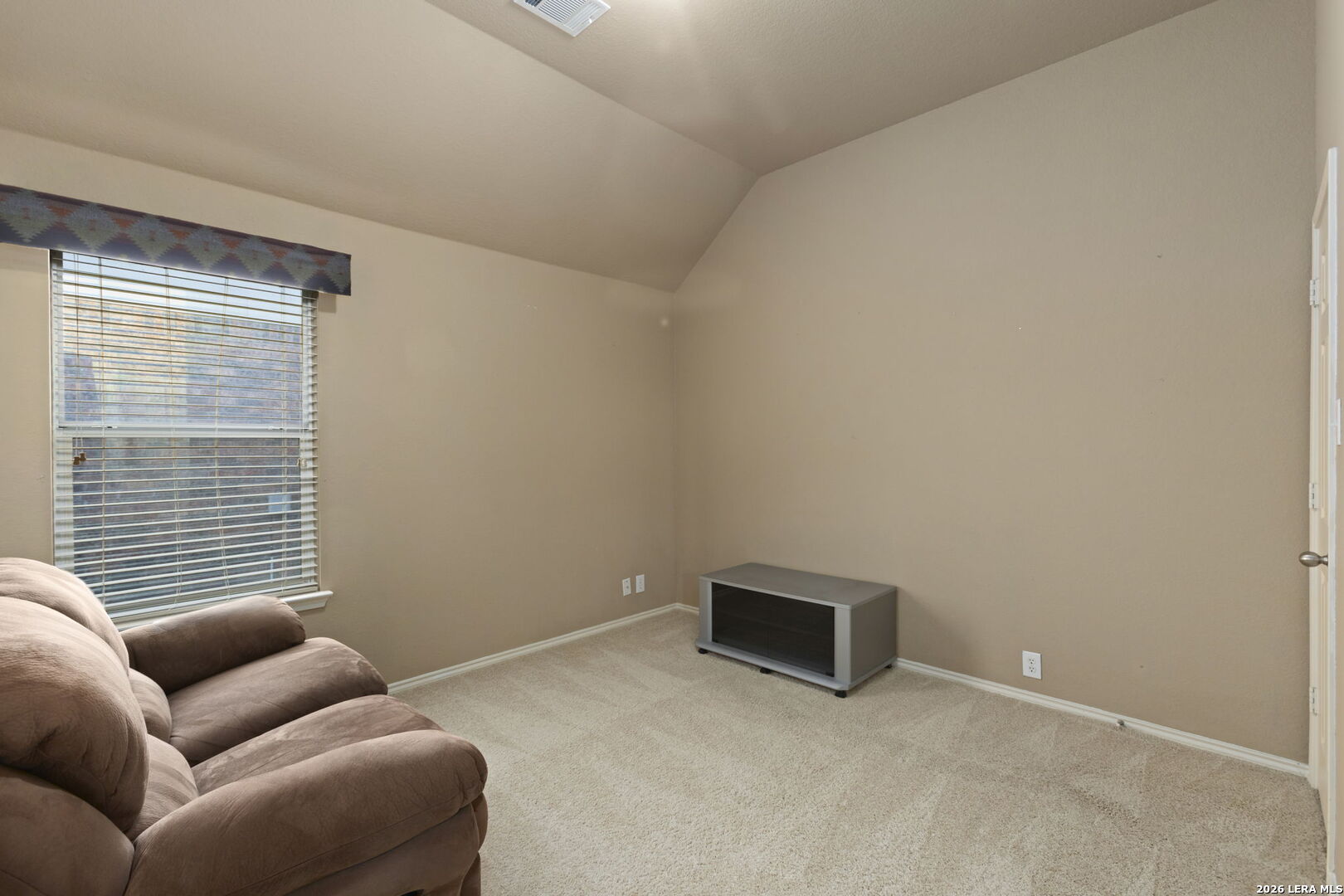 15927 Ponderosa Pass