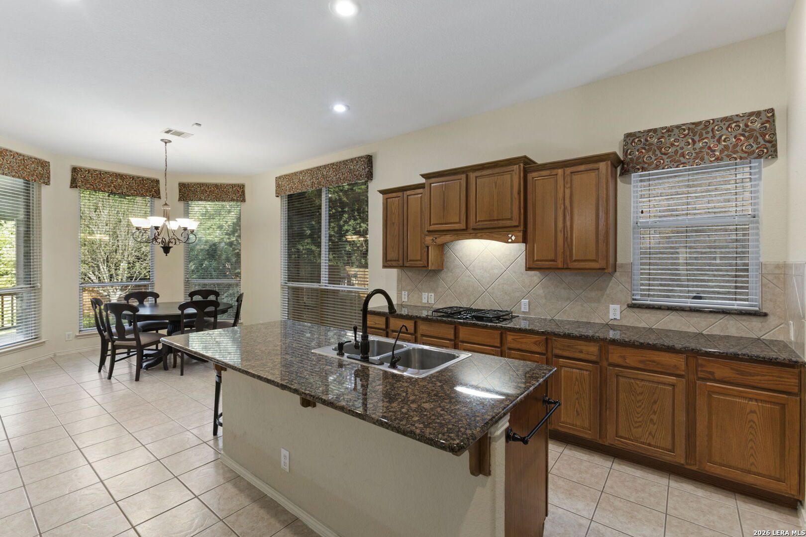 15927 Ponderosa Pass