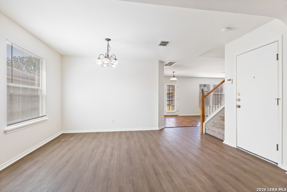 8943 Walnut Spgs