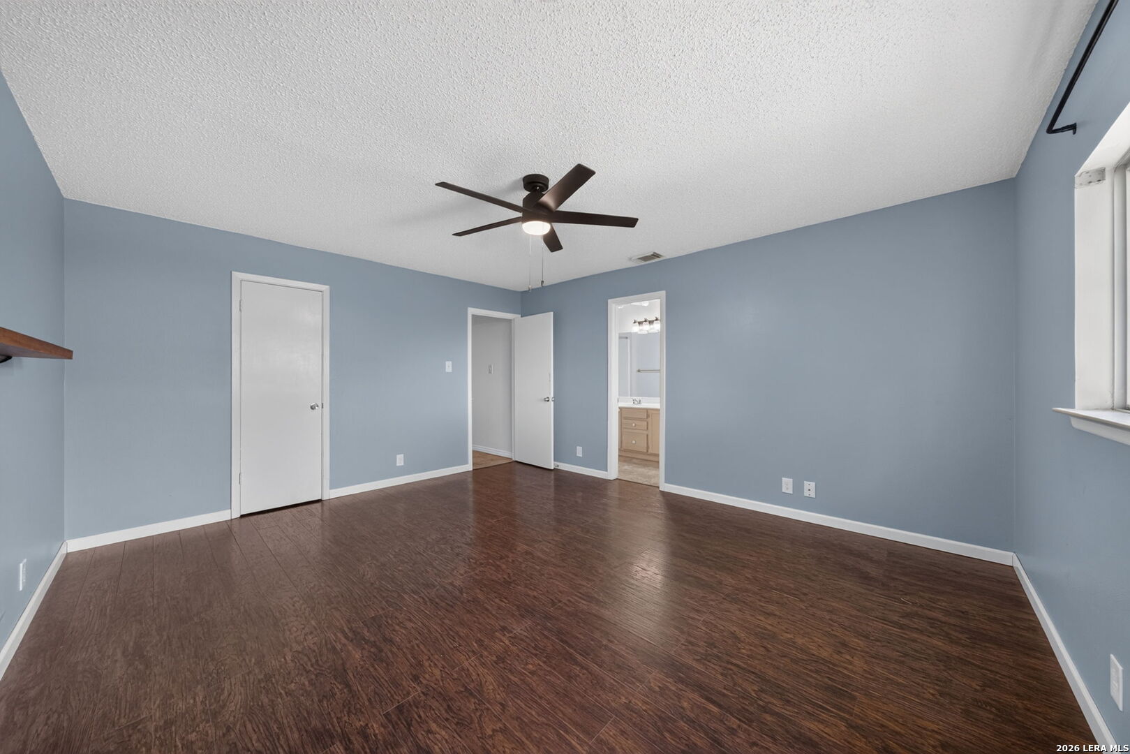 8210 Manderly Pl