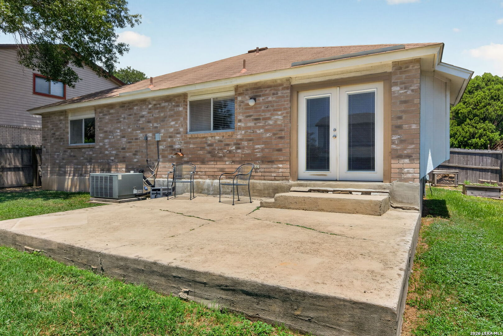 8210 Manderly Pl
