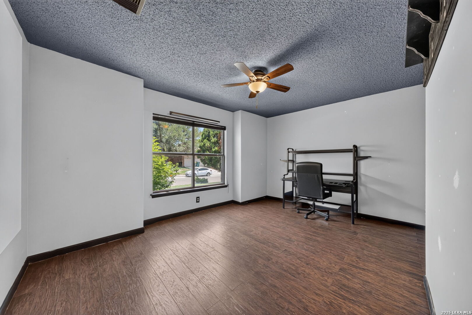 8210 Manderly Pl