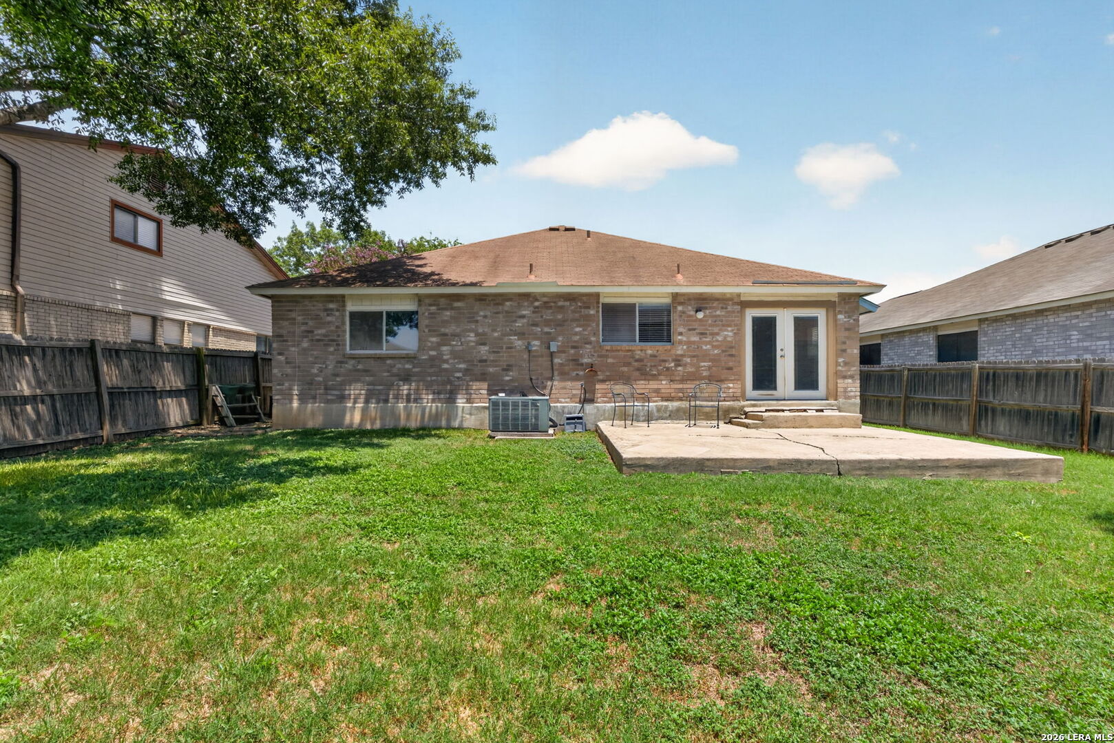 8210 Manderly Pl