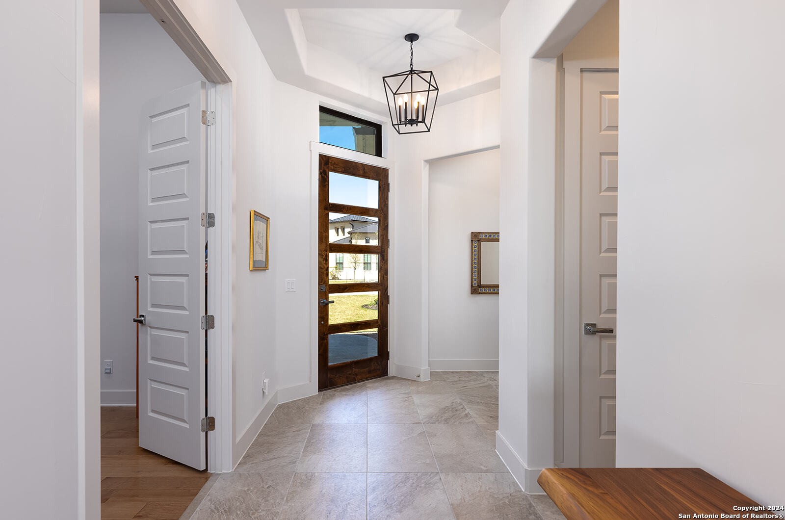 27 MARIPOSA PKWY E