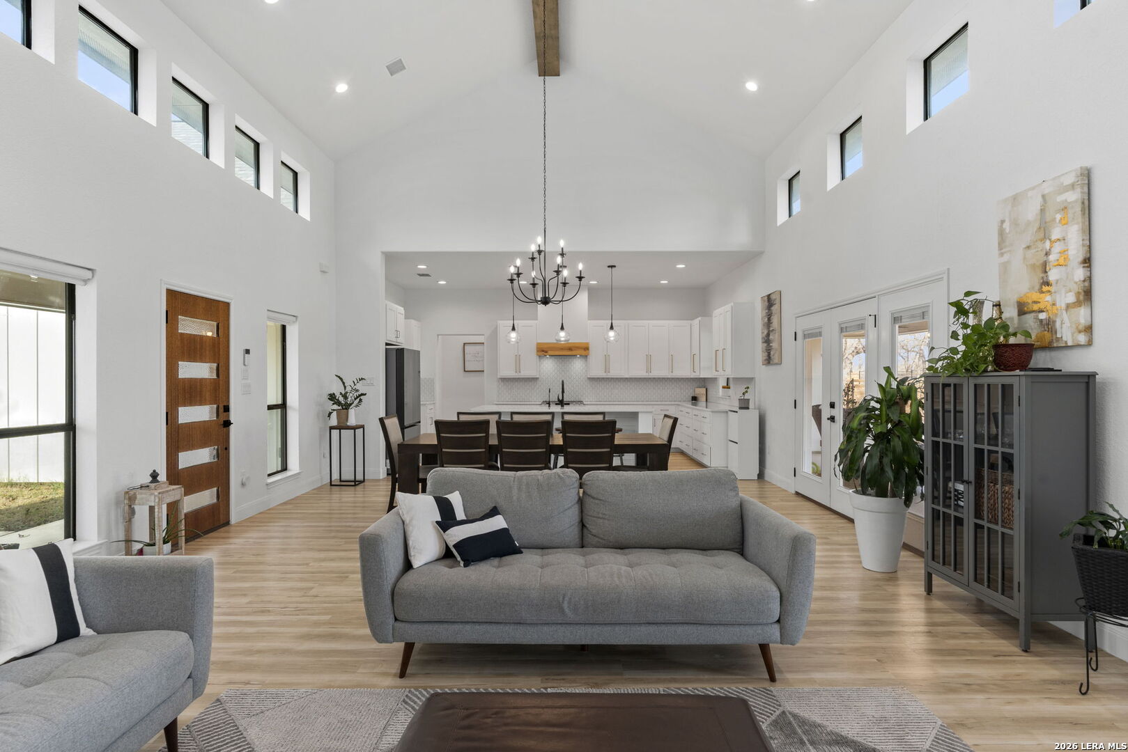 200 OAK FIELDS DR