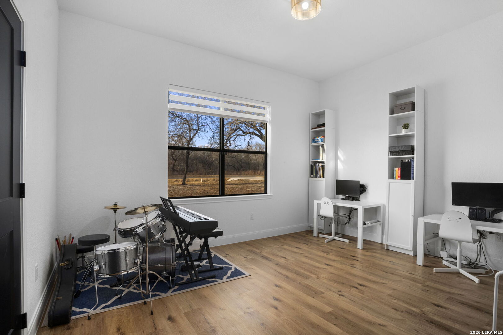 204 OAK FIELDS DR