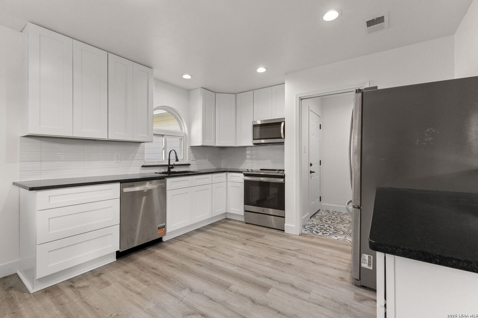 205 CIBOLO BASIN DR