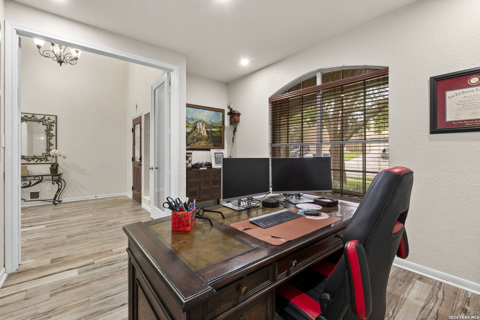 201 Kensington Dr.
