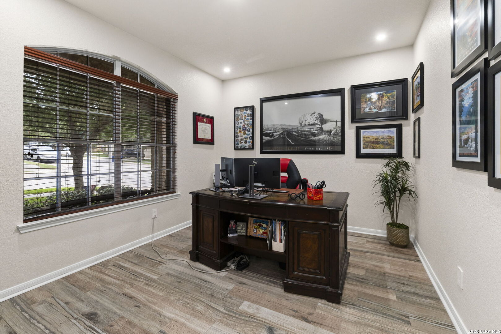 201 Kensington Dr.