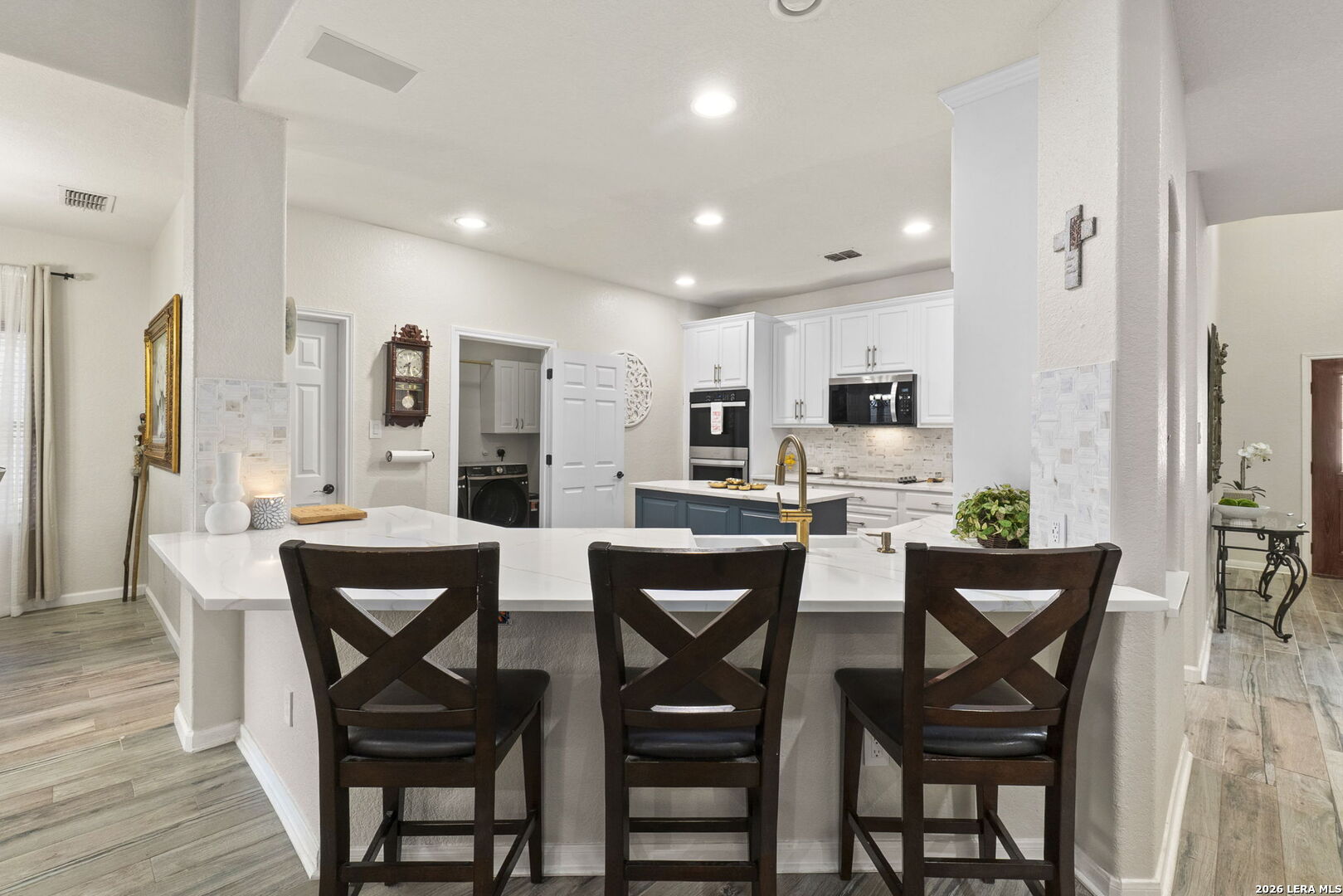201 Kensington Dr.