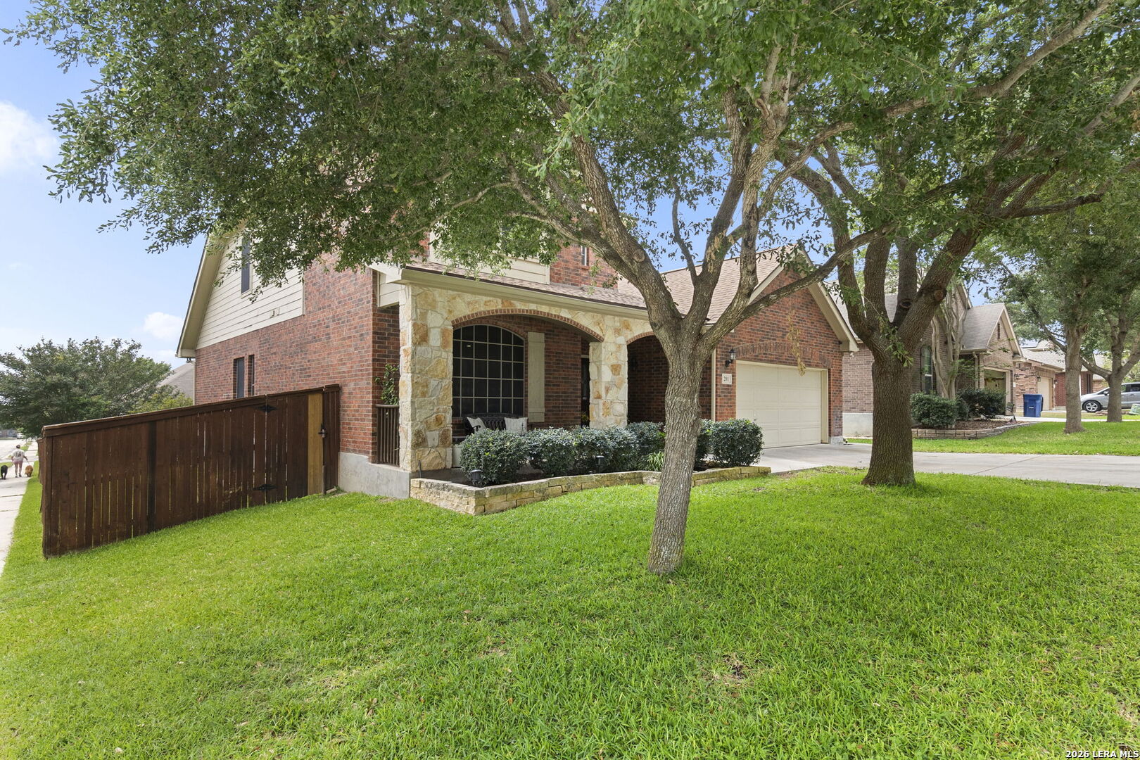 201 Kensington Dr.