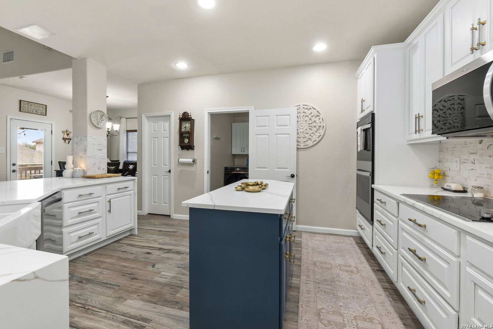 201 Kensington Dr.