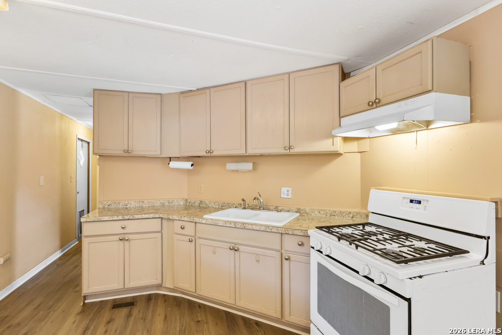 16240 SAN PEDRO AVE Unit: 308
