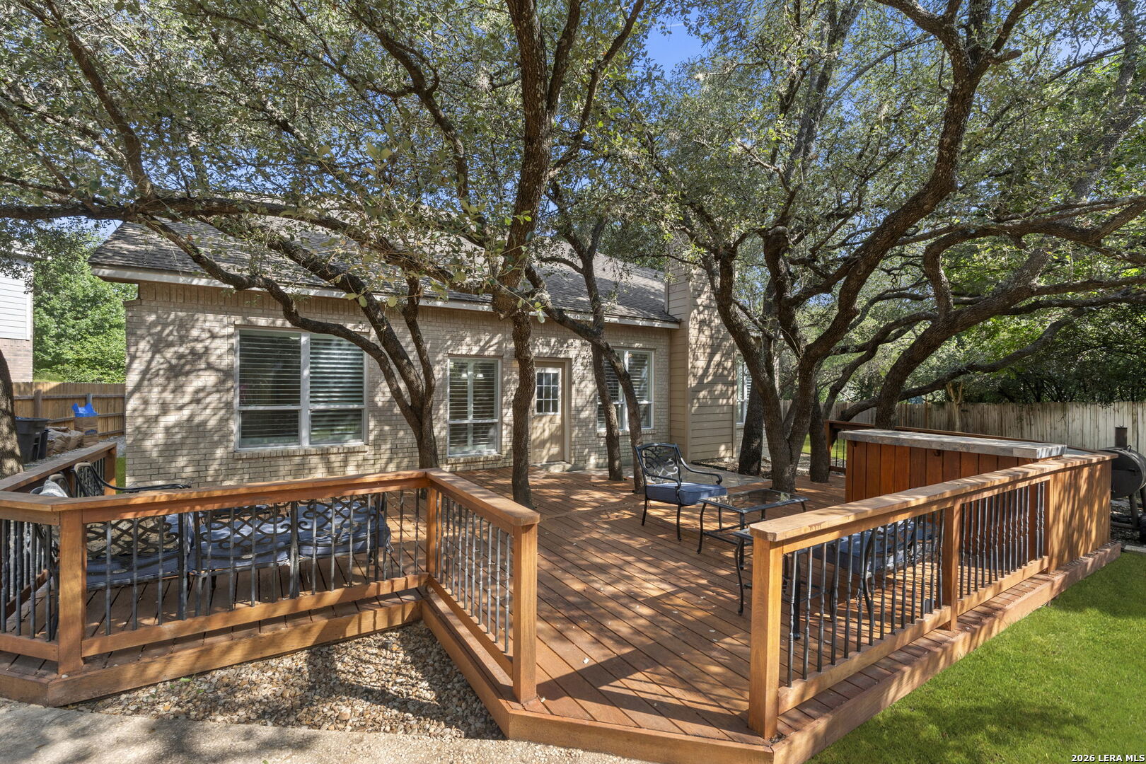 16706 Stones Throw