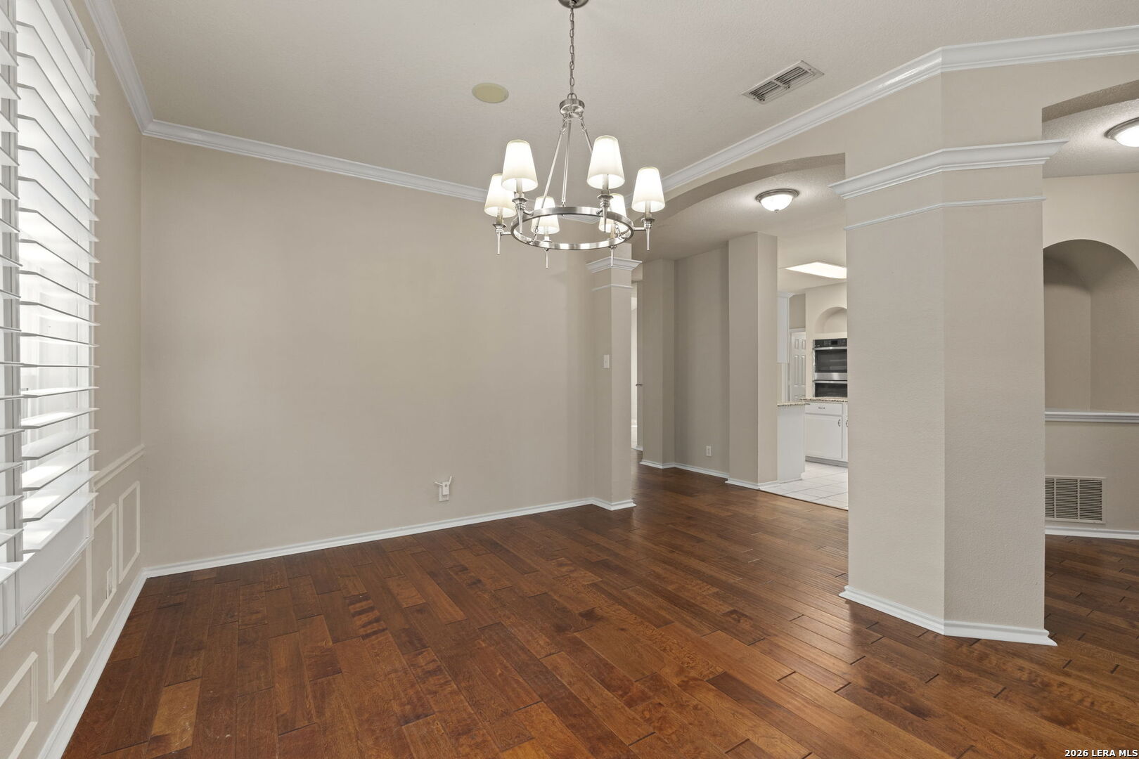 16706 Stones Throw