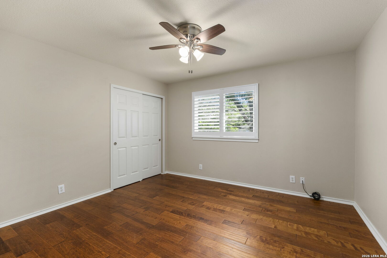 16706 Stones Throw