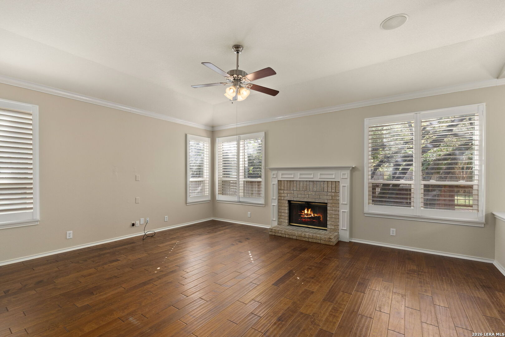 16706 Stones Throw