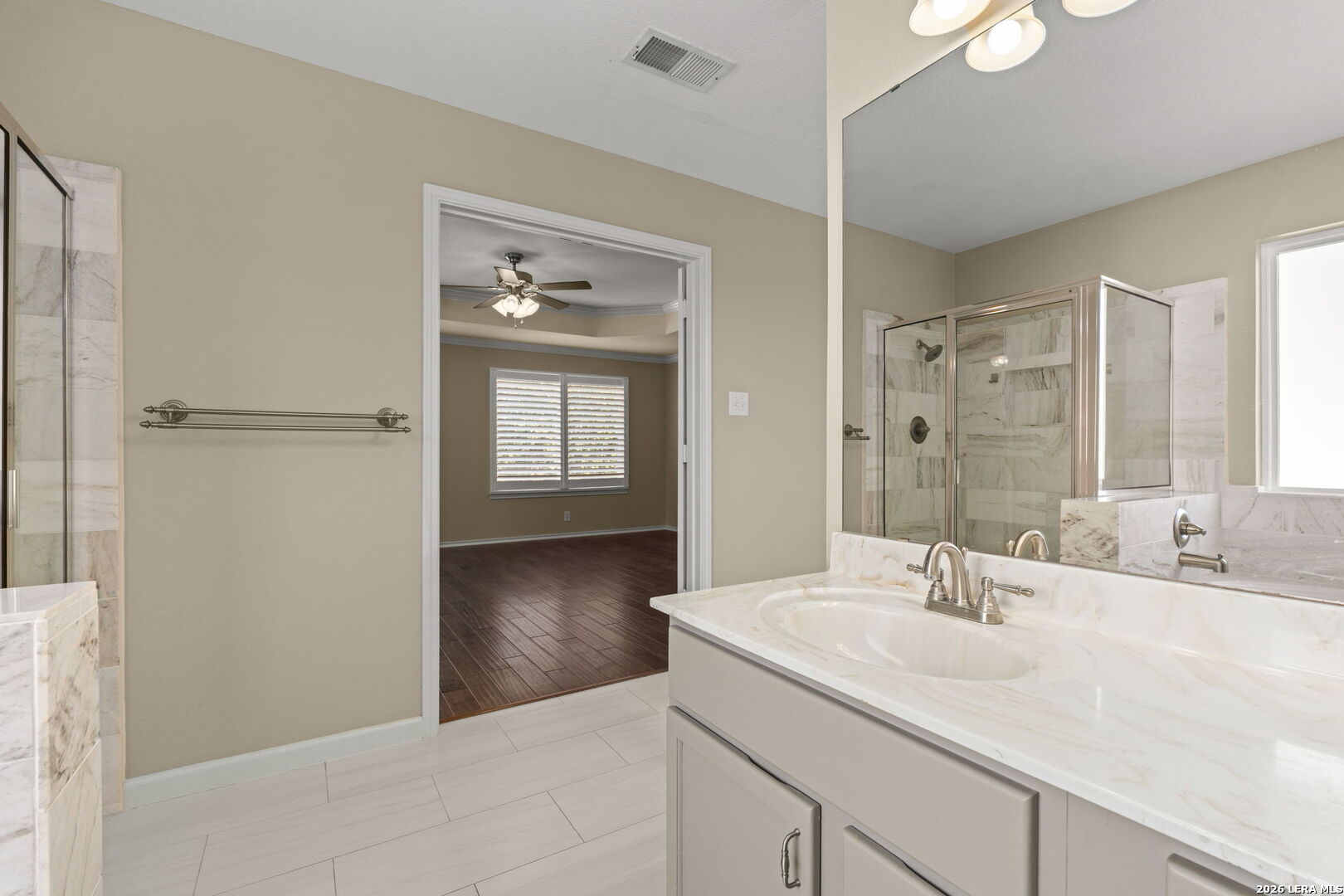 16706 Stones Throw