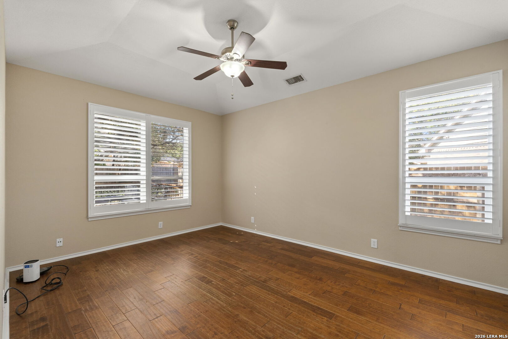 16706 Stones Throw