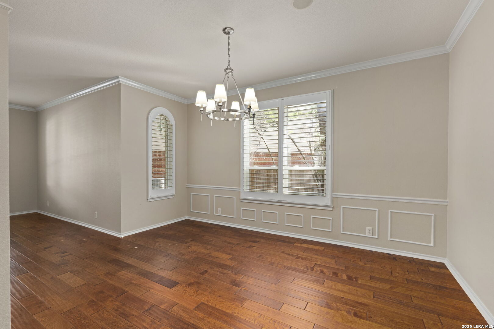 16706 Stones Throw