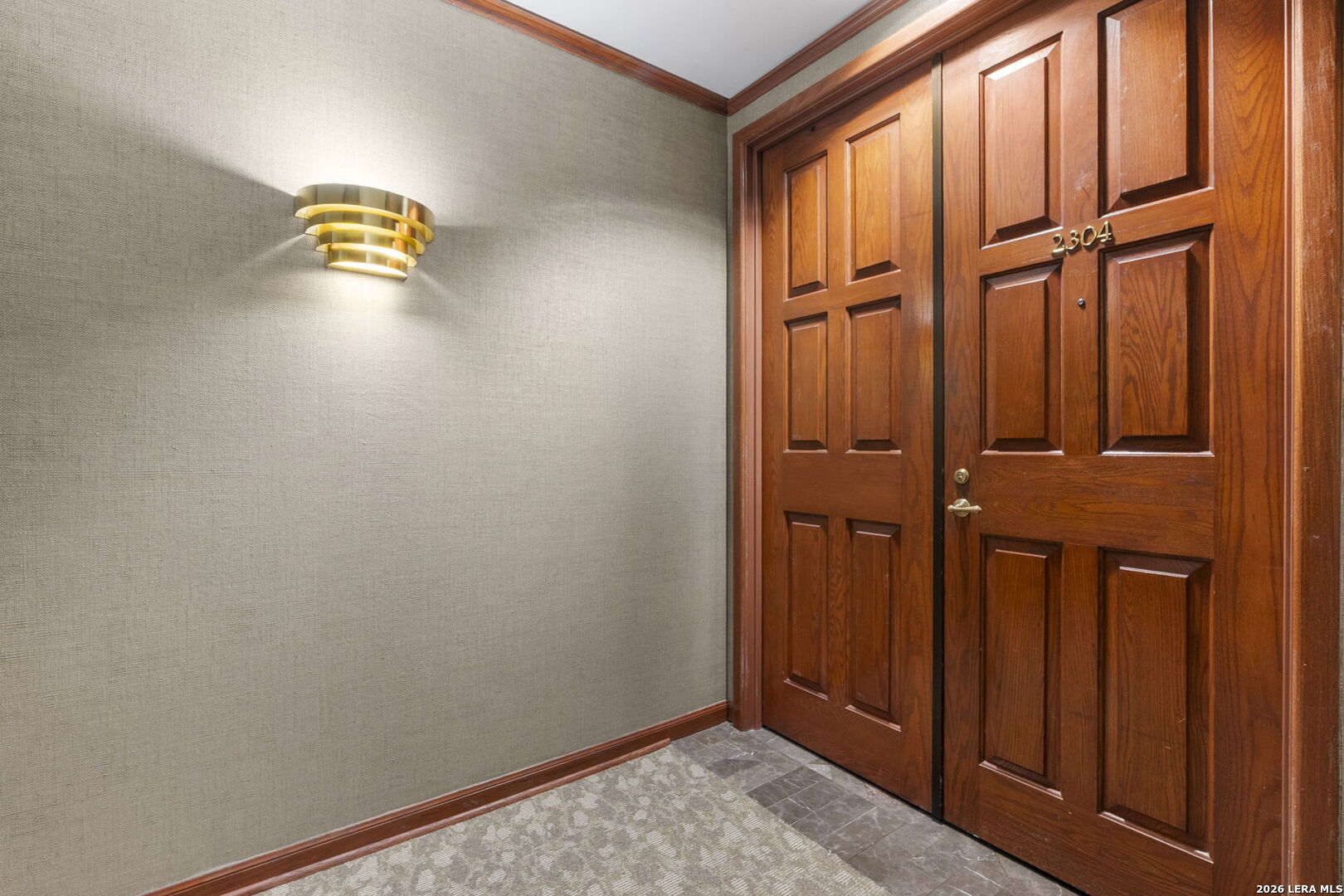 1 TOWERS PARK LN Unit: 2304