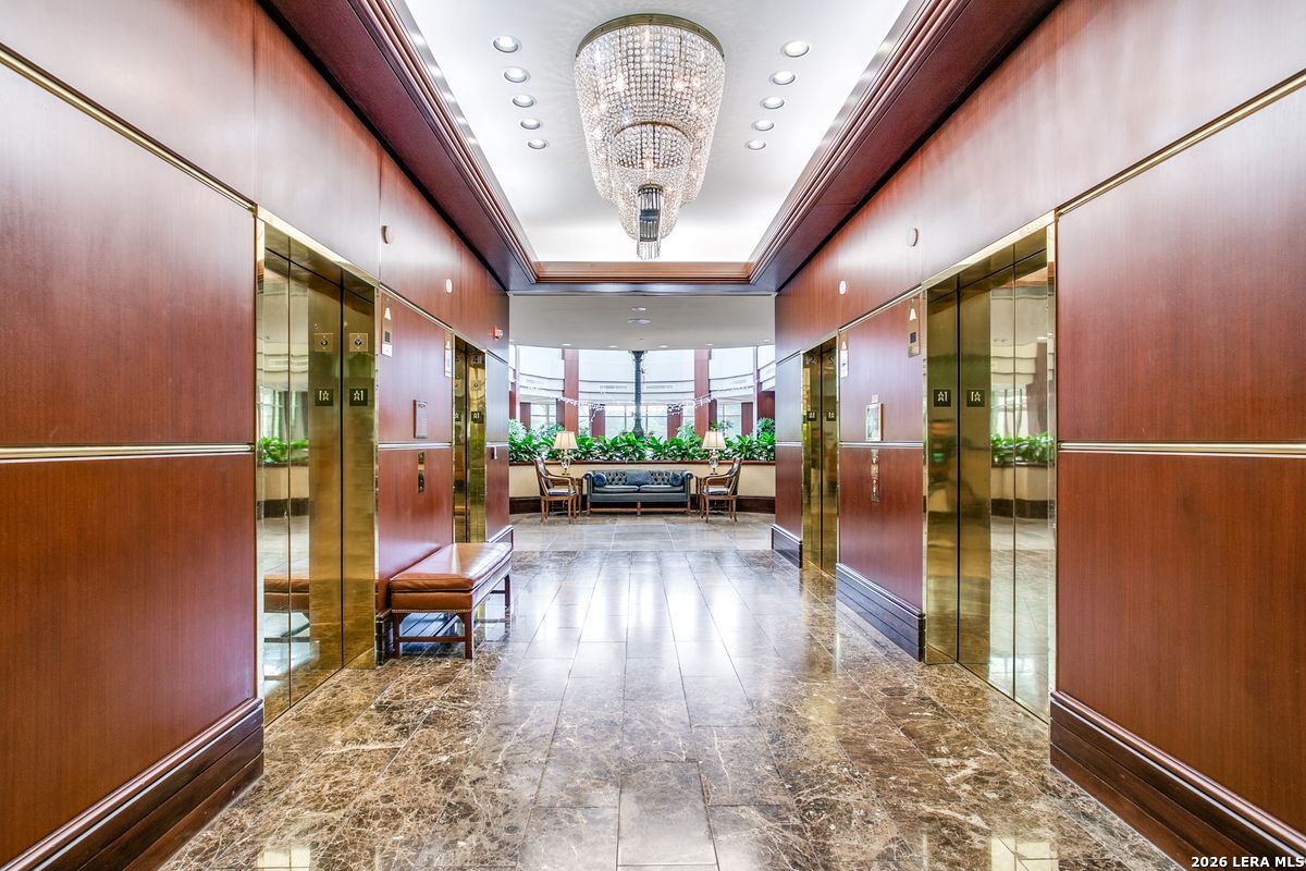 1 TOWERS PARK LN Unit: 2304