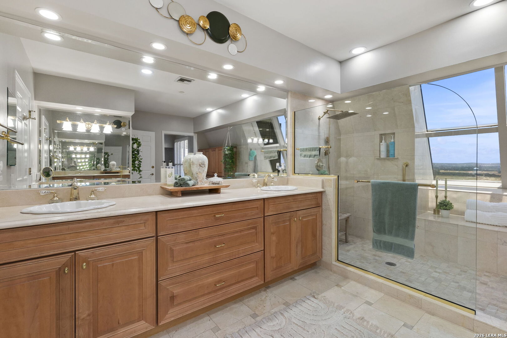 1 TOWERS PARK LN Unit: 2304