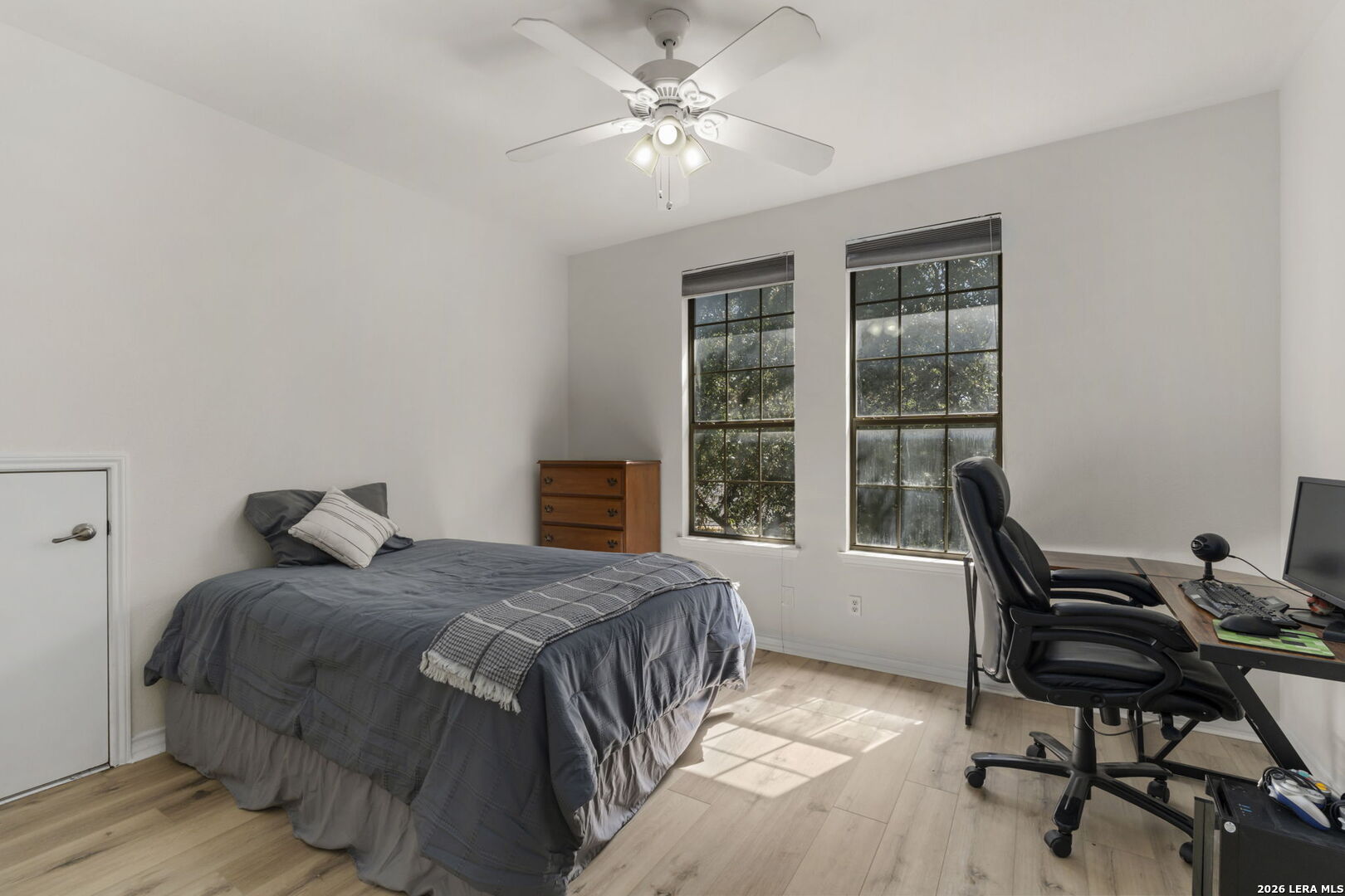 25822 HARMONY HOLW