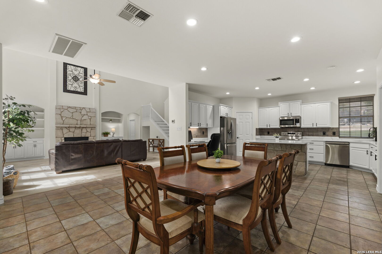 25822 HARMONY HOLW