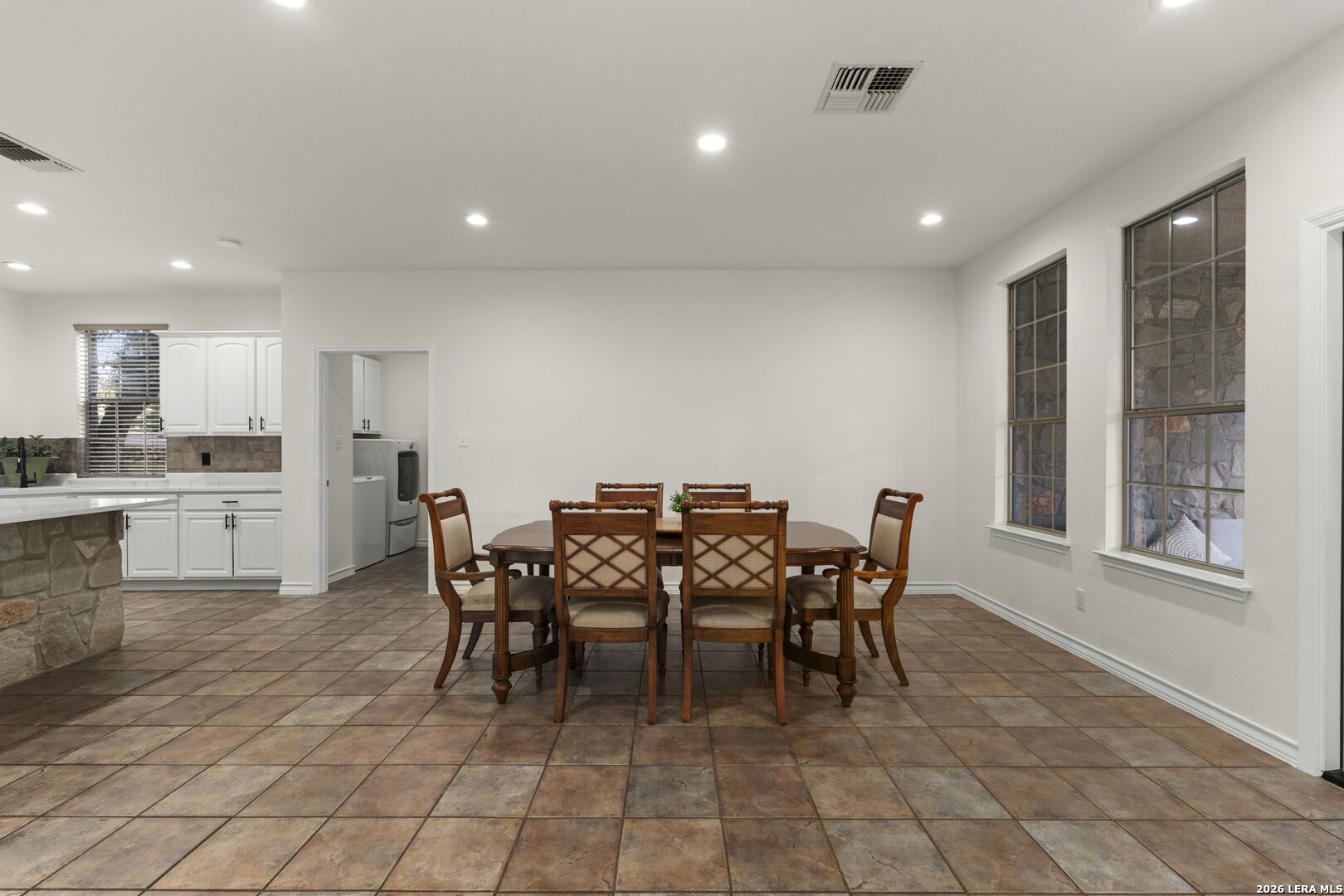 25822 HARMONY HOLW