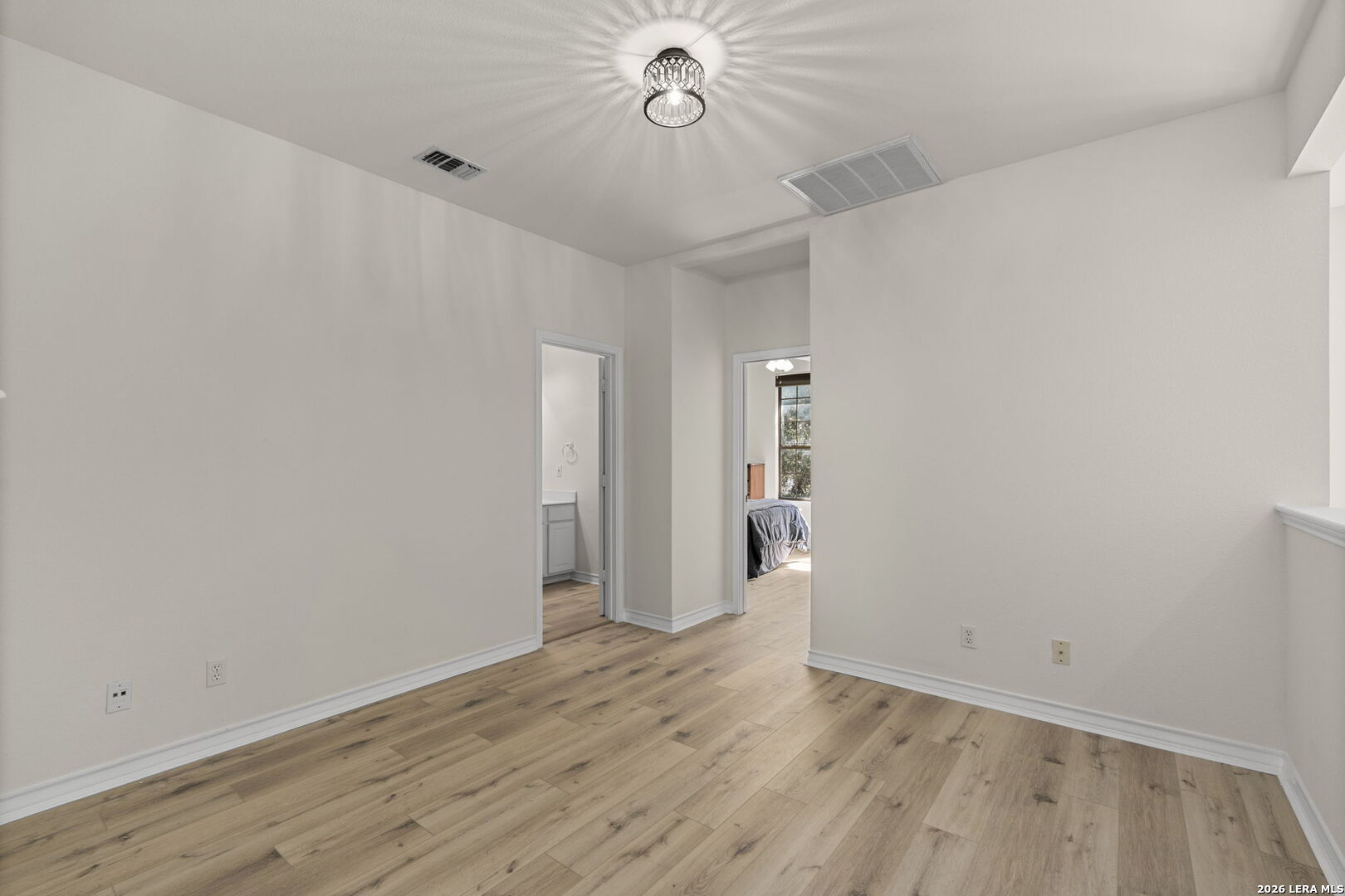 25822 HARMONY HOLW