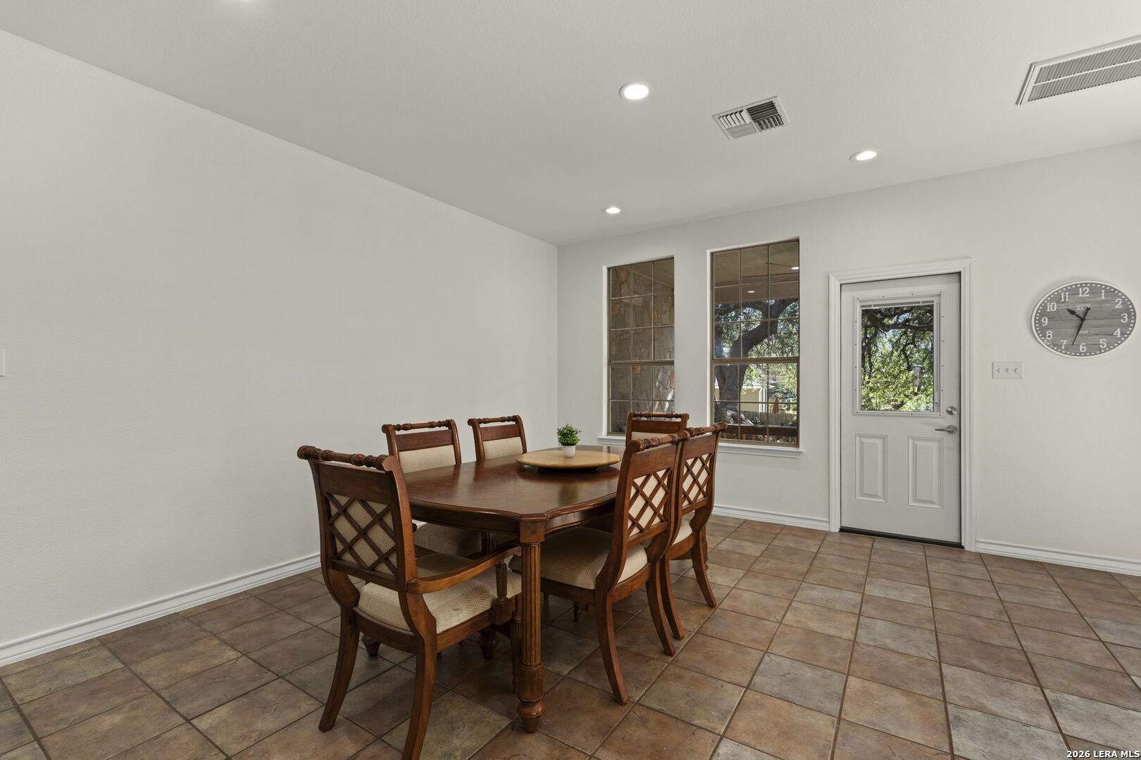 25822 HARMONY HOLW