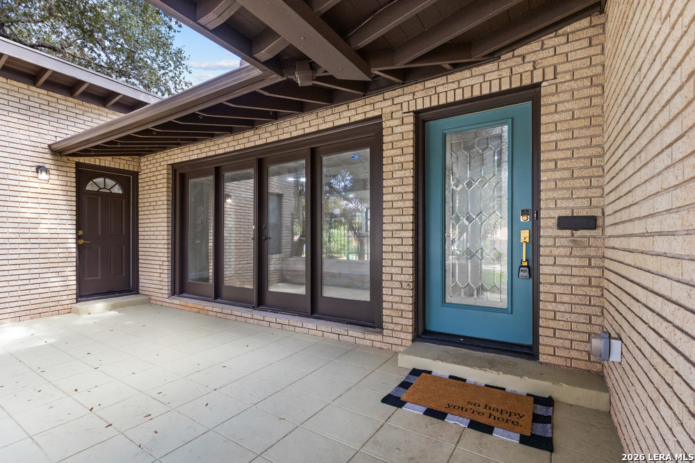 2519 W Kings Hwy