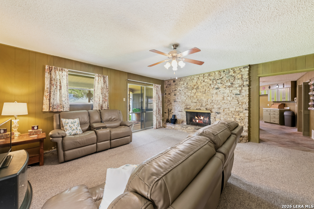 210 KIMBERLY DR