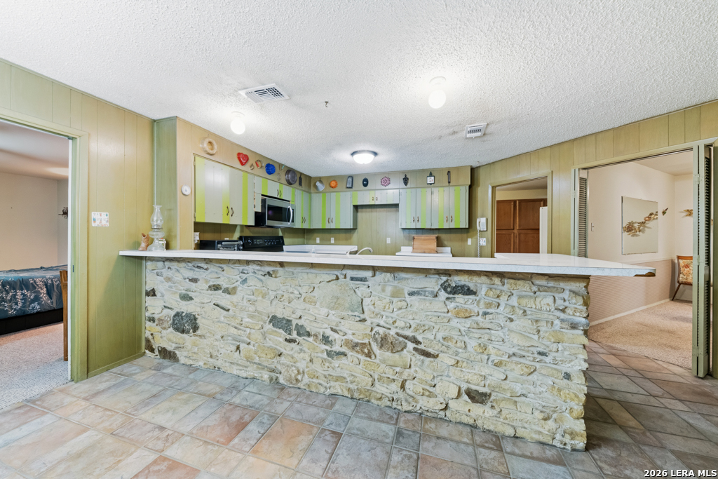 210 KIMBERLY DR