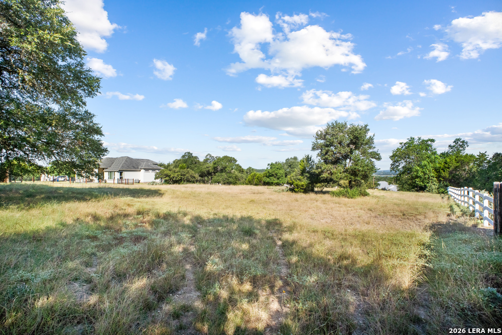 1104 KINGS COVE DR