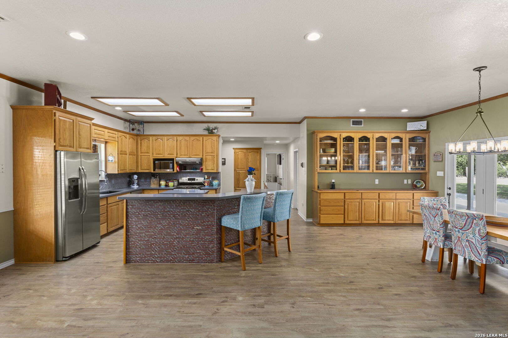 172 MEADOW LAKE DR