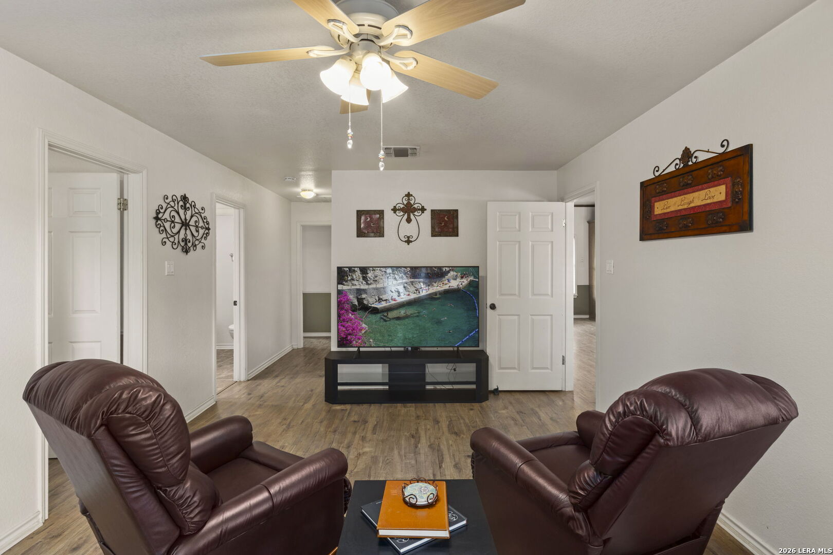 172 MEADOW LAKE DR