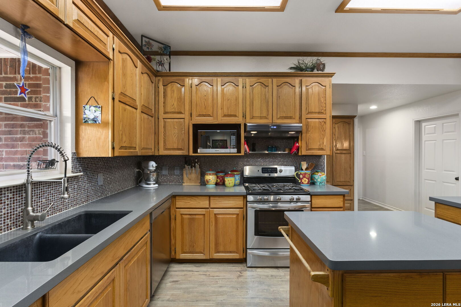 172 MEADOW LAKE DR