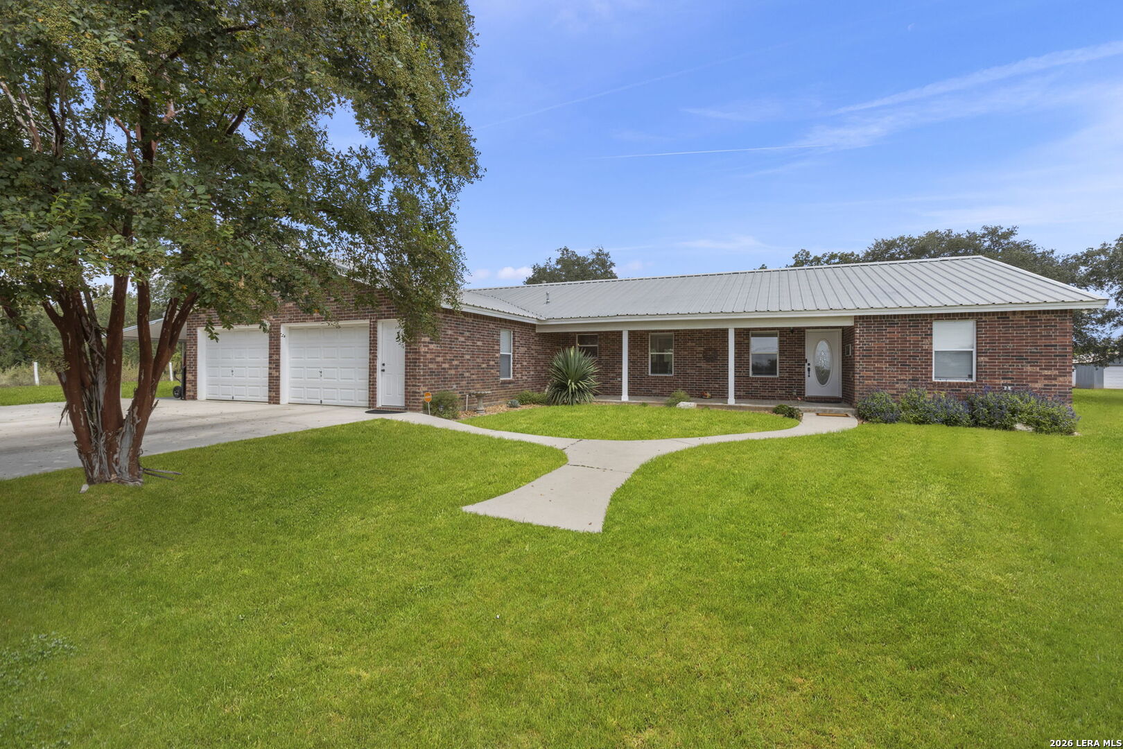 172 MEADOW LAKE DR