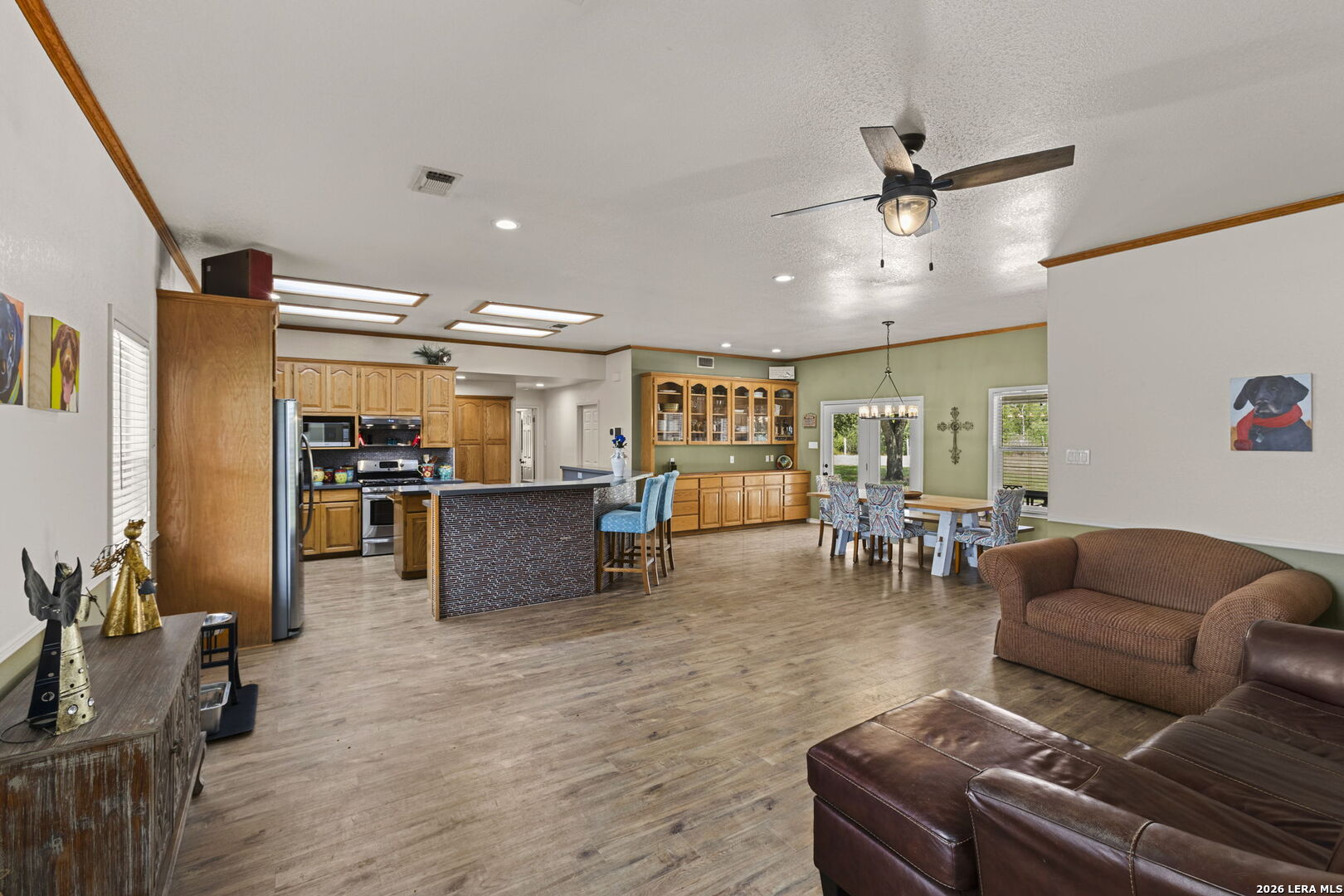 172 MEADOW LAKE DR