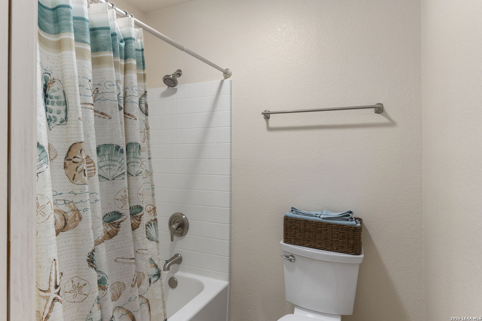 172 MEADOW LAKE DR